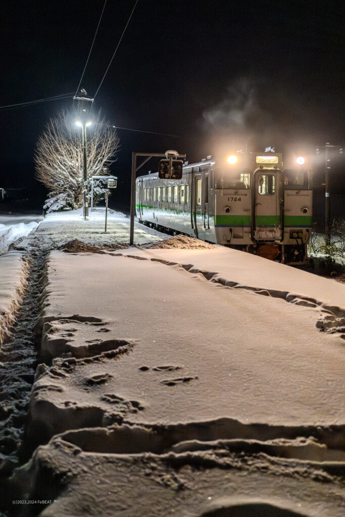 布部駅を発ち根室本線を富良野へと走り出すキハ40系