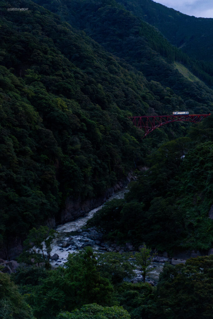 南阿蘇鉄道高森線の立野〜長陽を走るMT-4000形